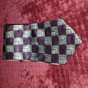 Mens hand sewn silk tie